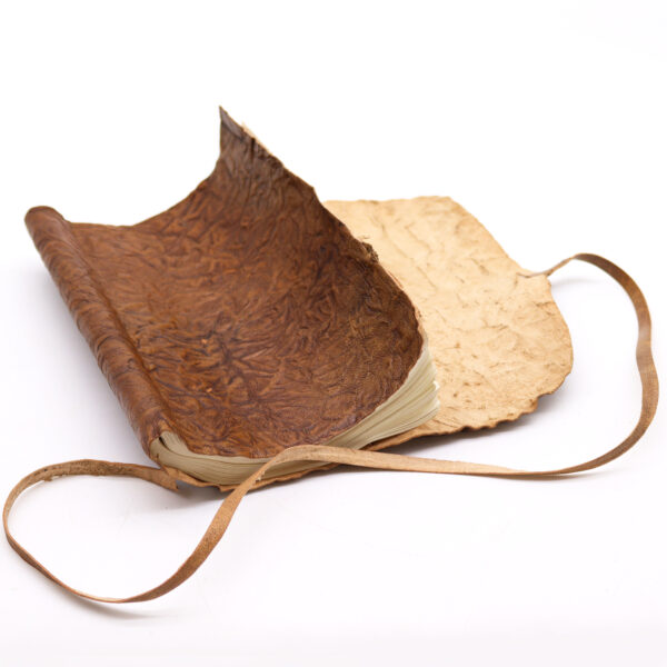 Rolled Leather Travel Notebook - 96 pages - Natural  21x15cm - Image 2