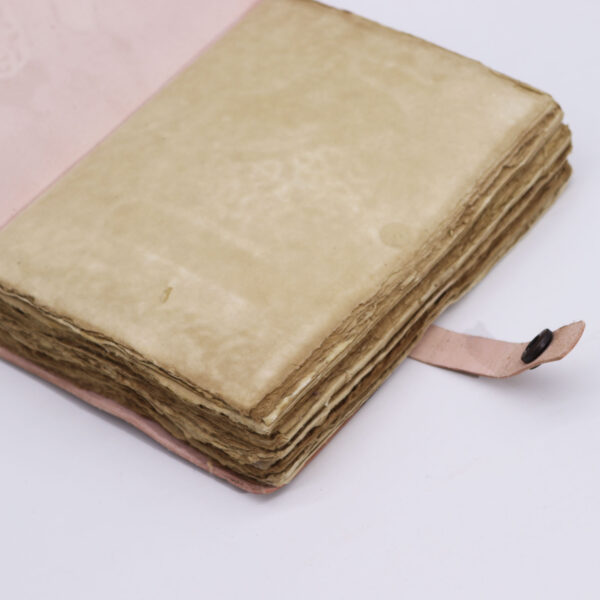 Checkmate Book - Light Tan - 200 pages decle-edged - 20x15cm - Image 4