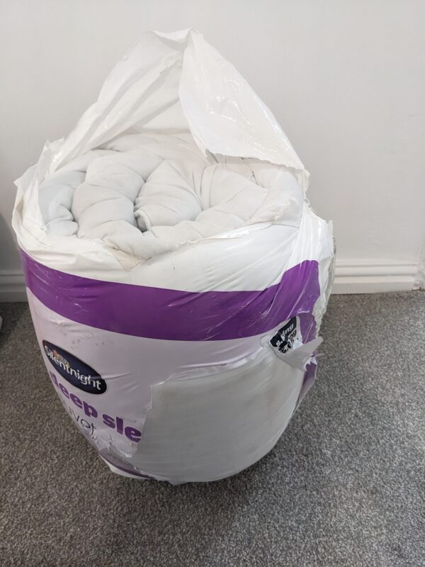 Silentnight Deep Sleep 15 Tog Super King Duvet – RRP £40