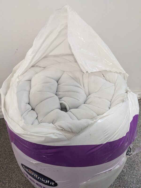 Silentnight Deep Sleep 15 Tog Super King Duvet – RRP £40 - Image 3