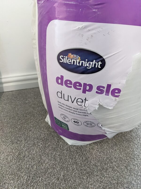 Silentnight Deep Sleep 15 Tog Super King Duvet – RRP £40 - Image 4
